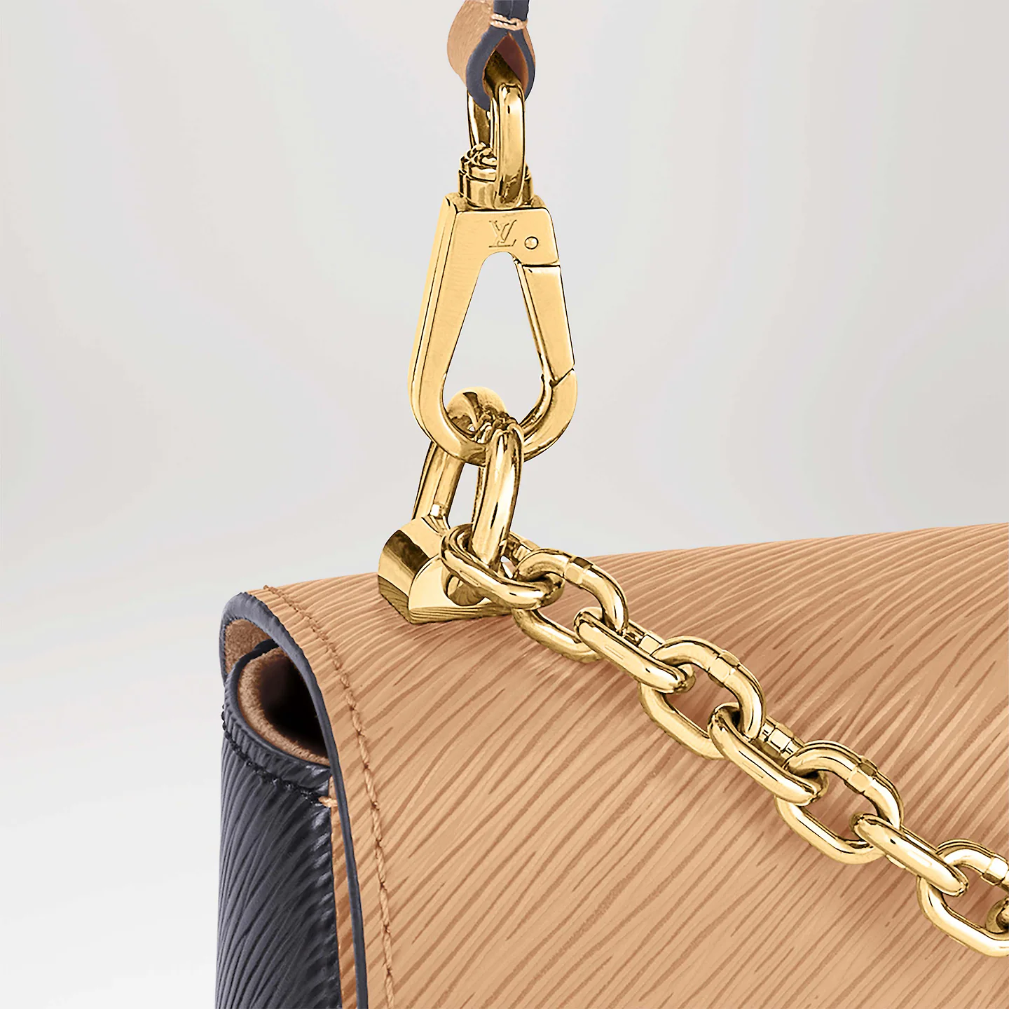 louis-vuitton-twist-mm-epi-leather-handbags--M21120_PM1_Closeup view
